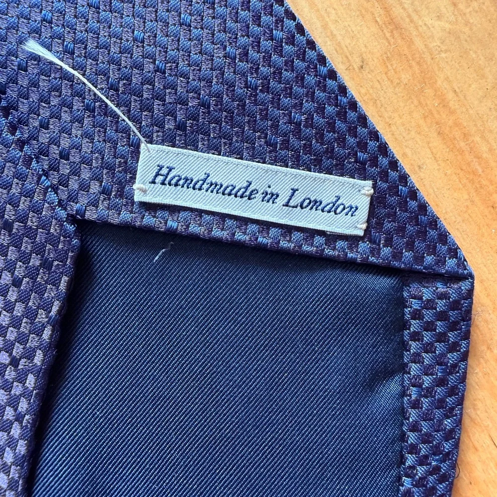 Drake’s Navy Knit Tie - Deep Blue Textured Silk